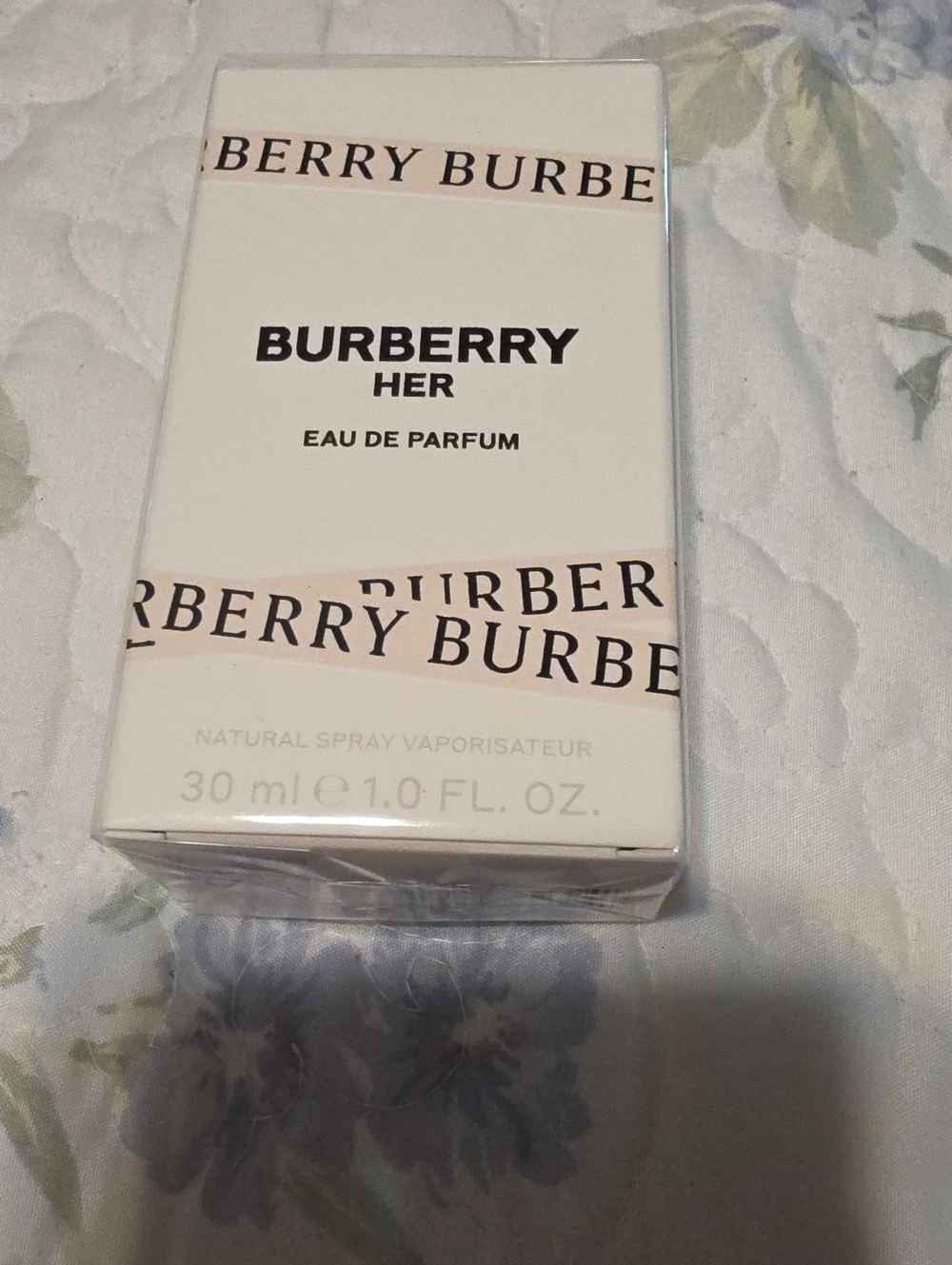 Burberry Her Eau de Parfum - Blush Cream & Black Box